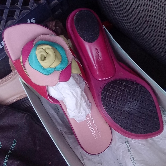 Donald J pliner wedges - Picture 2 of 3